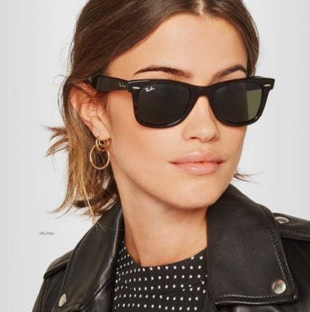 Ray-Ban Classic Wayfarer Black Sunglasses - Women